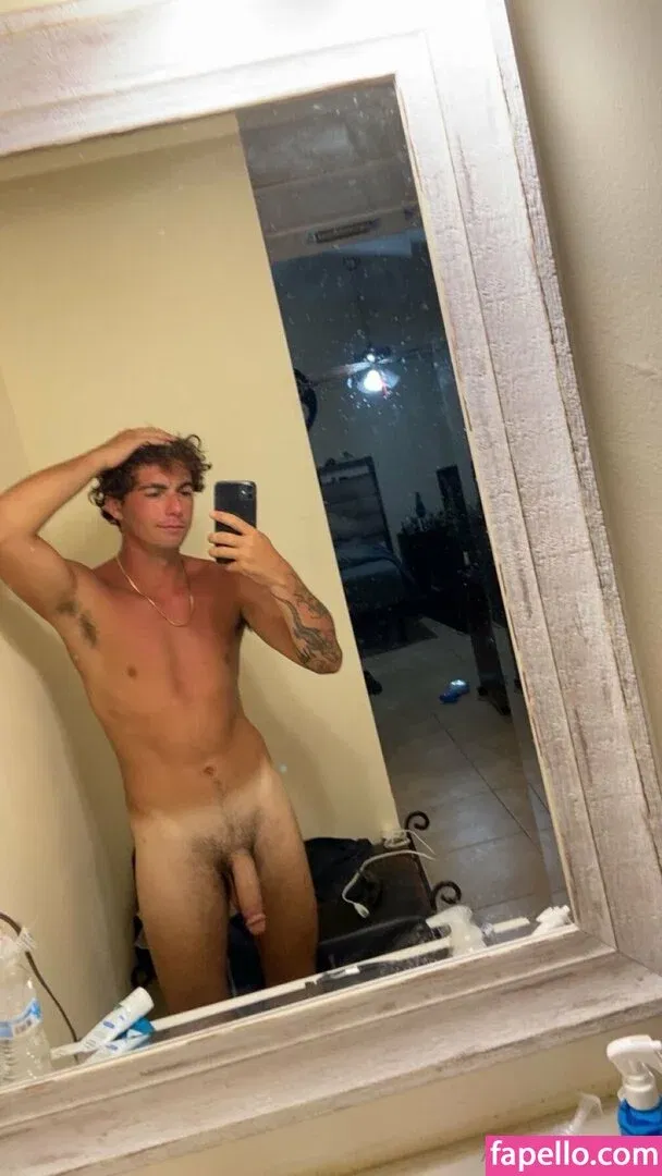 alex3legs Onlyfans Photo Gallery 
