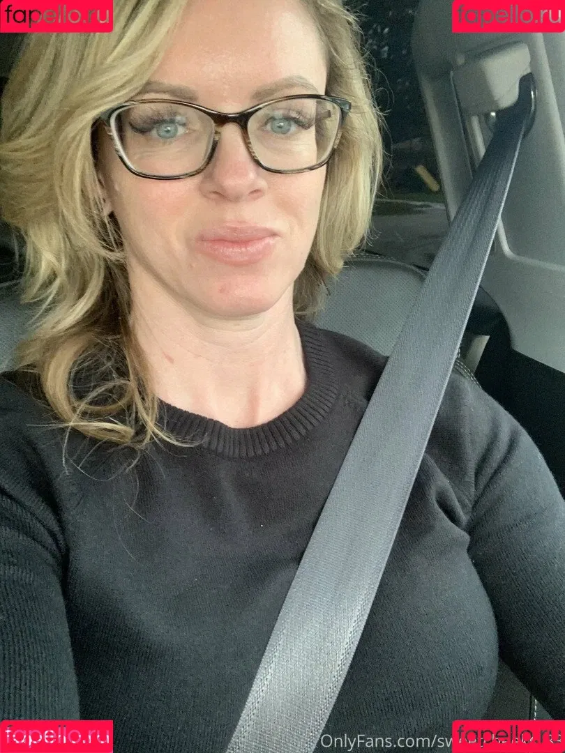 Sweet Vickie Onlyfans Photo Gallery 