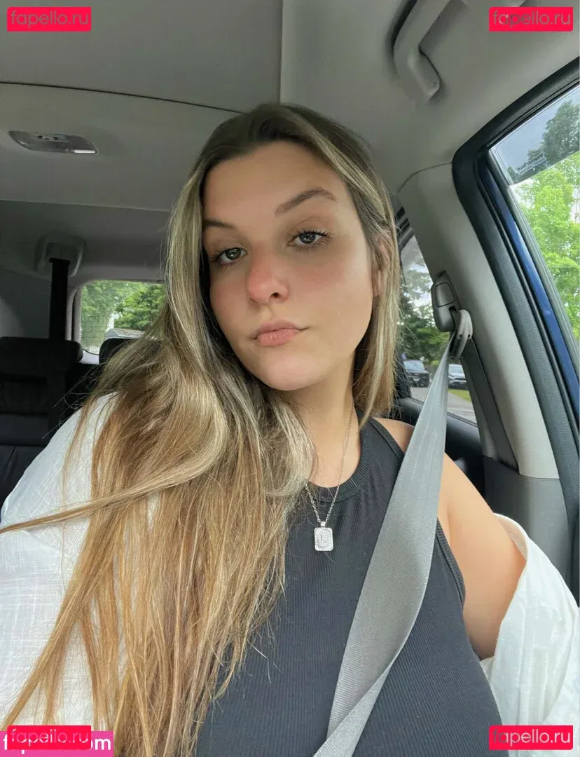 Lorraine De Souza Onlyfans Photo Gallery 