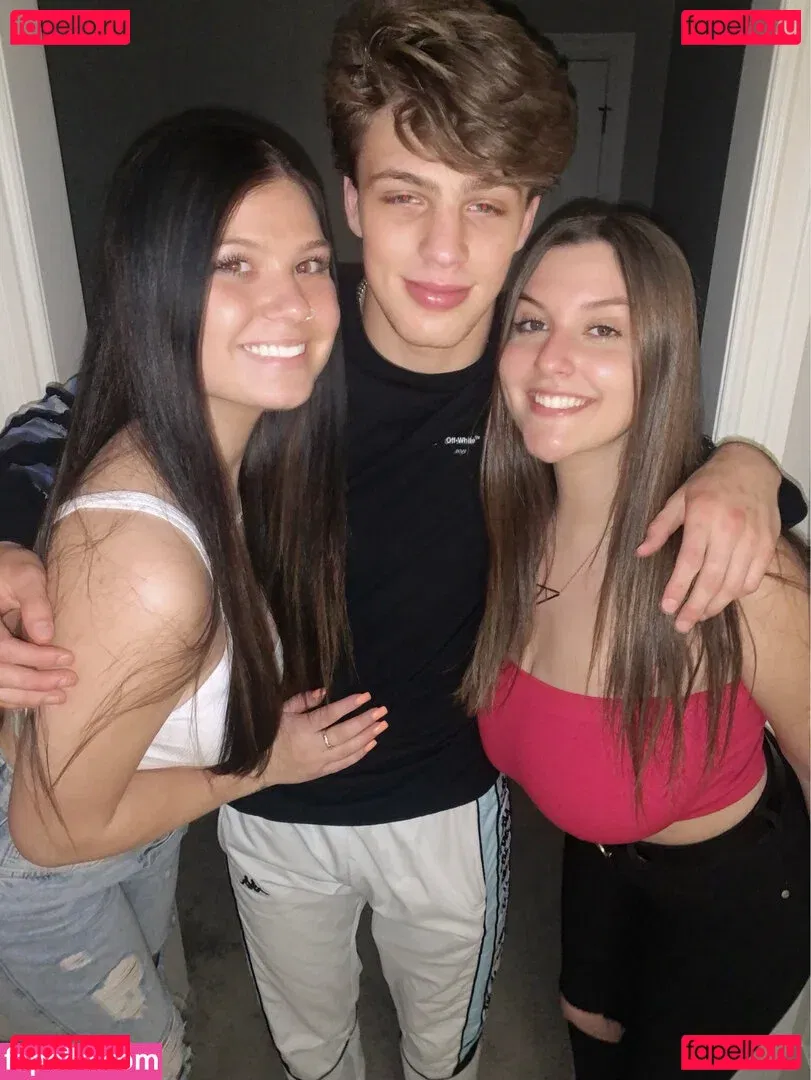 Lorraine De Souza Onlyfans Photo Gallery 