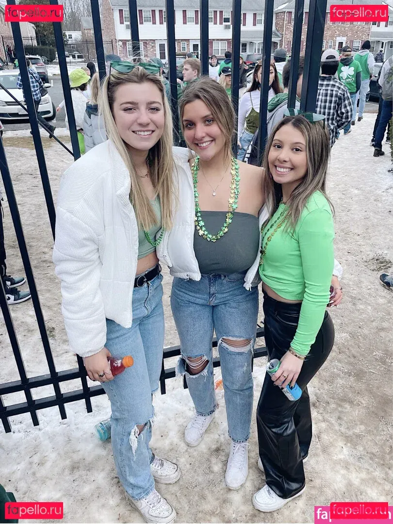 Lorraine De Souza Onlyfans Photo Gallery 