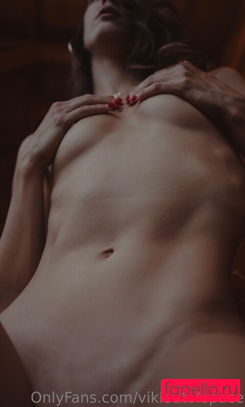 Vikioutofspace Nude Onlyfans Photo 32