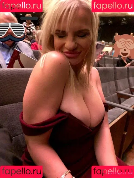 Tori Hendricz Onlyfans Photo Gallery 