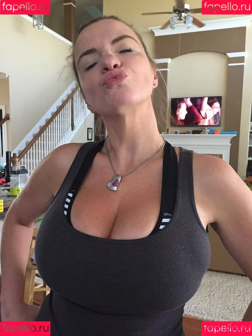 Tori Hendricz Onlyfans Photo Gallery 