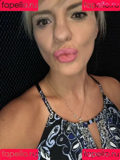 Tori Hendricz Onlyfans Photo Gallery 