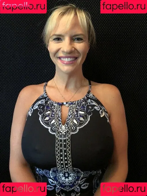 Tori Hendricz Onlyfans Photo Gallery 
