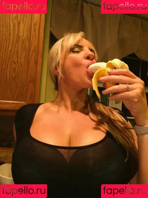 Tori Hendricz Onlyfans Photo Gallery 