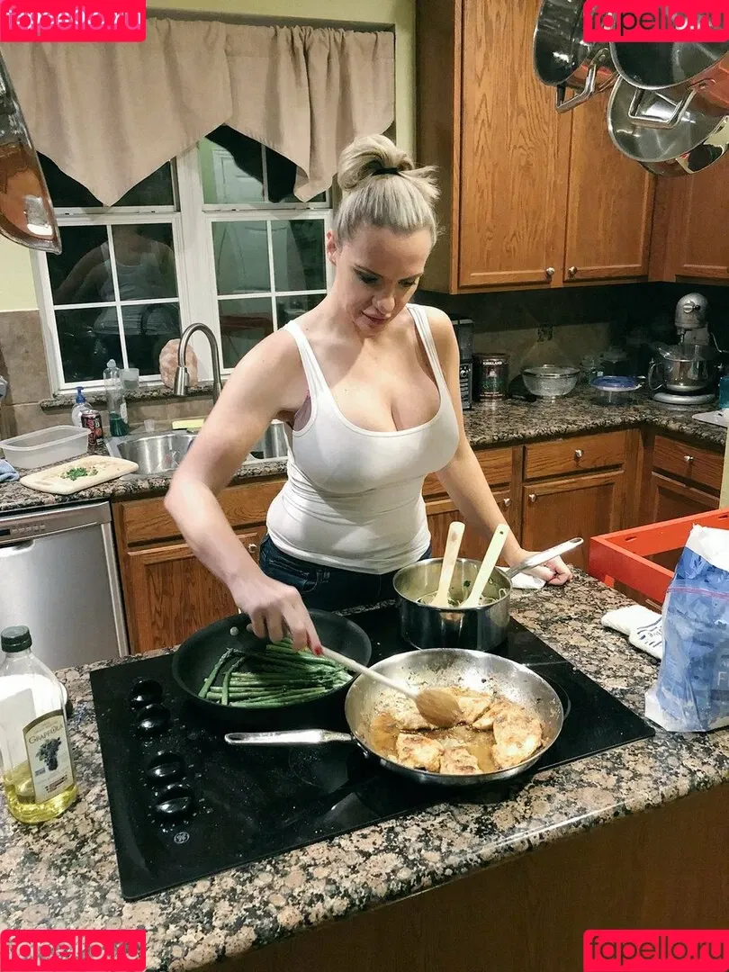 Tori Hendricz Onlyfans Photo Gallery 