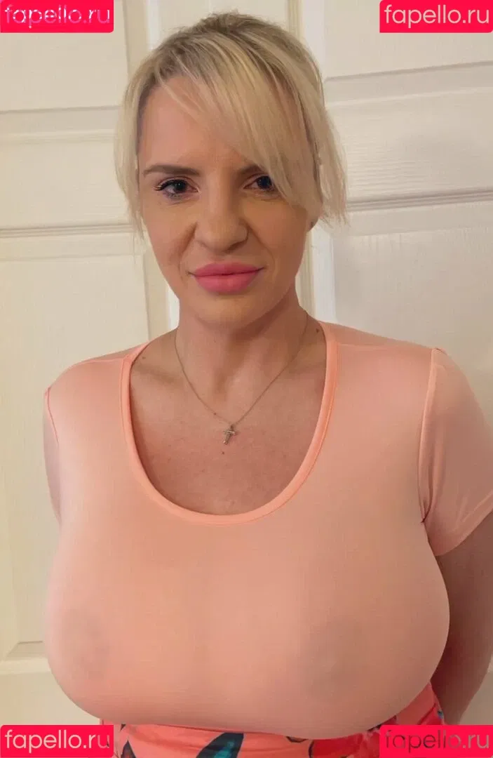 Tori Hendricz Onlyfans Photo Gallery 