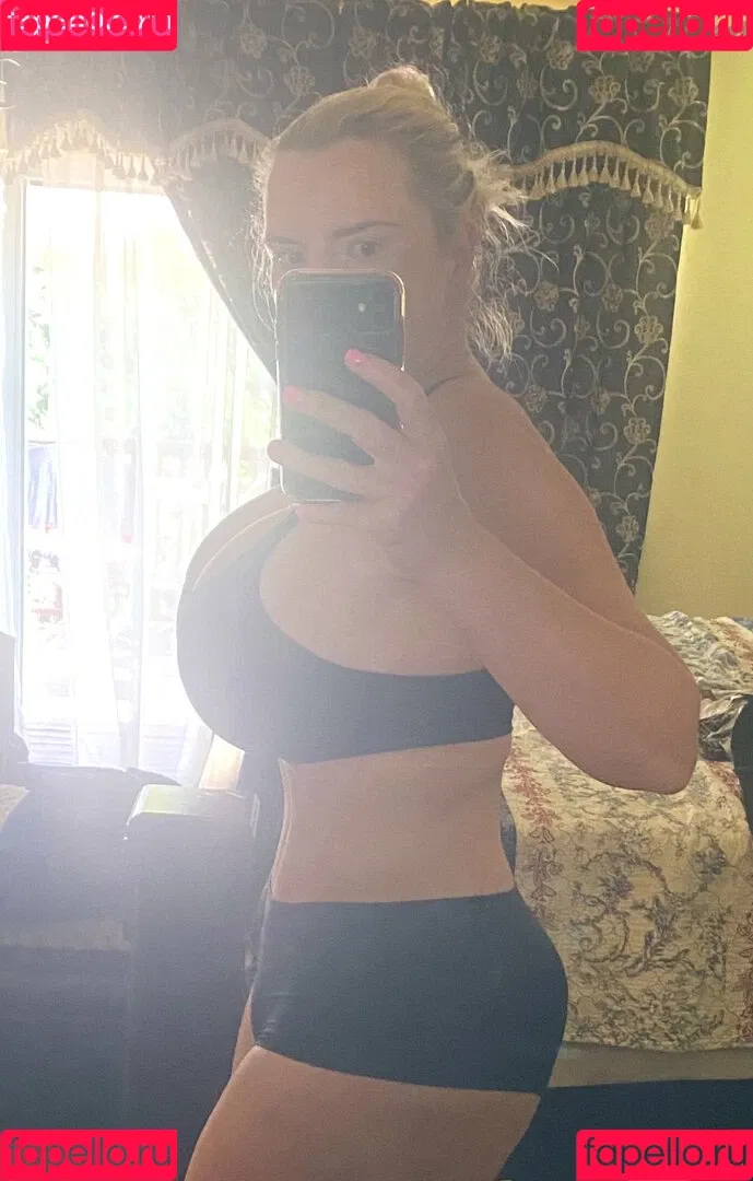Tori Hendricz Onlyfans Photo Gallery 