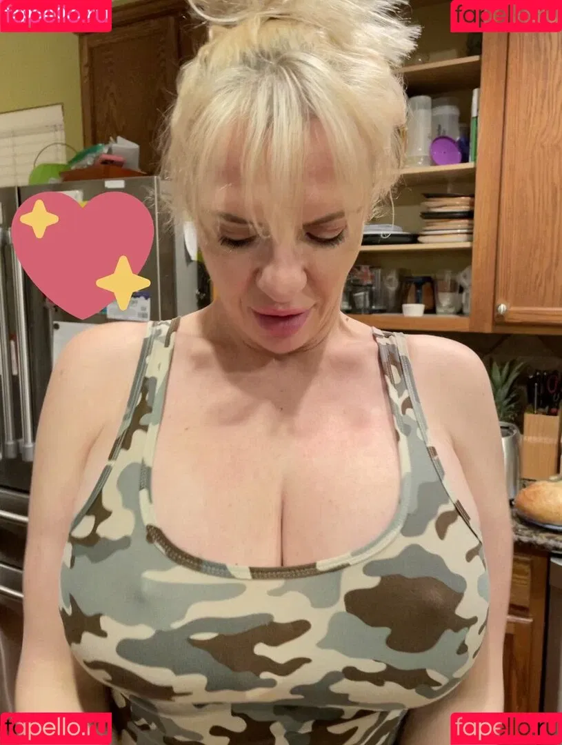 Tori Hendricz Onlyfans Photo Gallery 