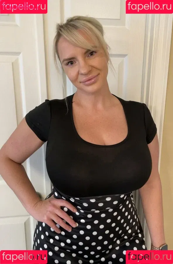 Tori Hendricz Onlyfans Photo Gallery 