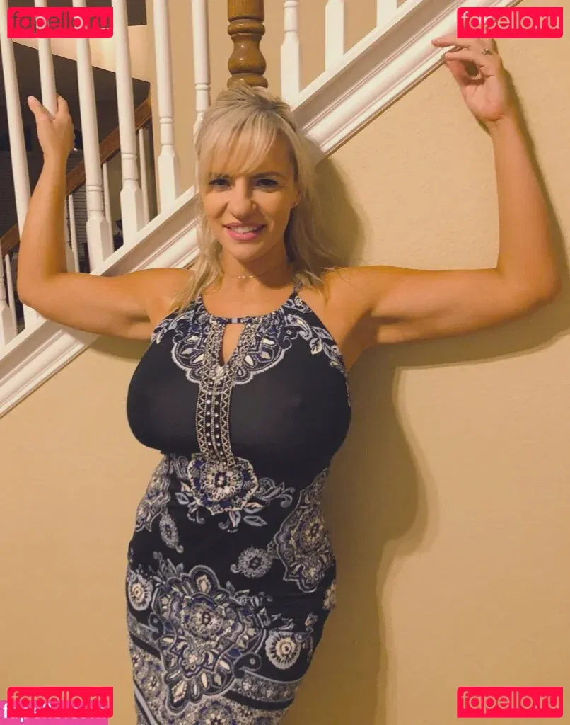 Tori Hendricz Onlyfans Photo Gallery 