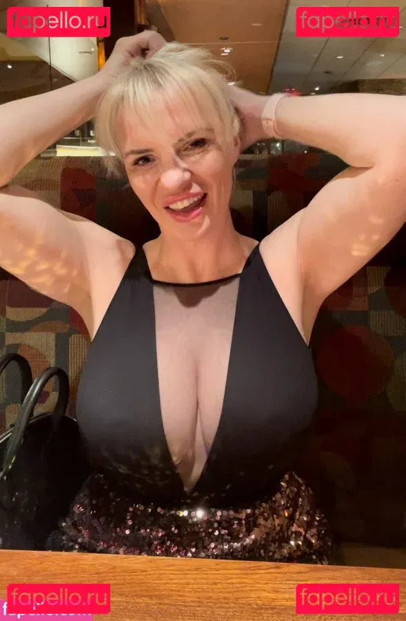 Tori Hendricz Onlyfans Photo Gallery 