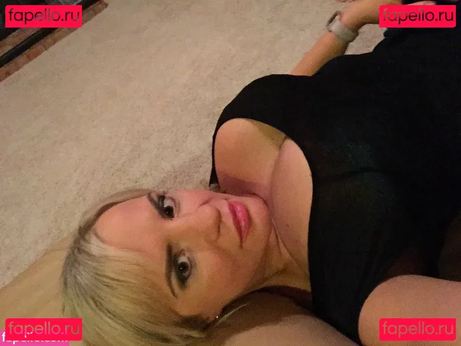 Tori Hendricz Onlyfans Photo Gallery 