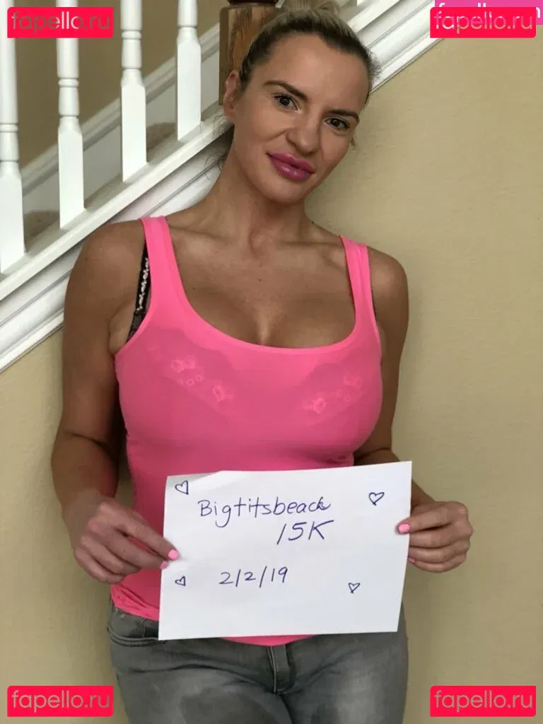 Tori Hendricz Onlyfans Photo Gallery 