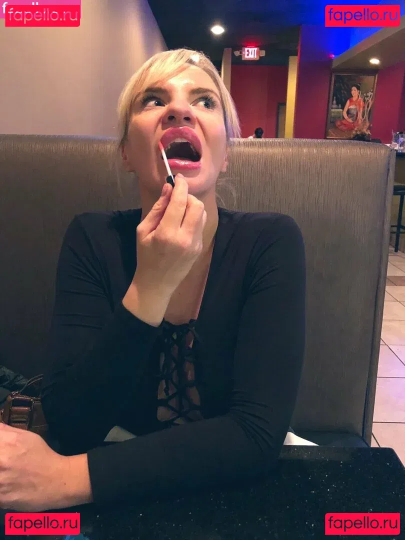 Tori Hendricz Onlyfans Photo Gallery 