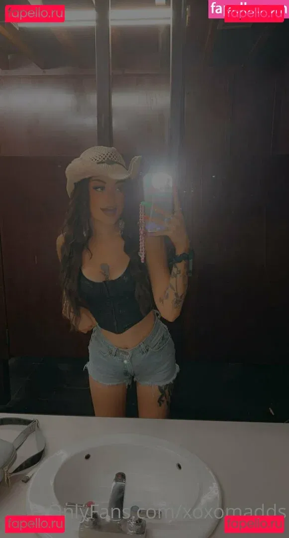 xoxomadds Onlyfans Photo Gallery 