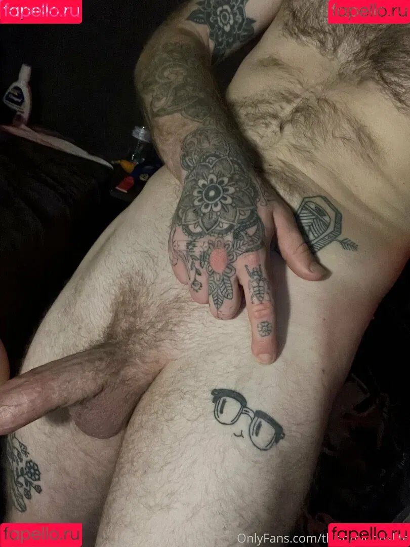 thisominouslife Onlyfans Photo Gallery 
