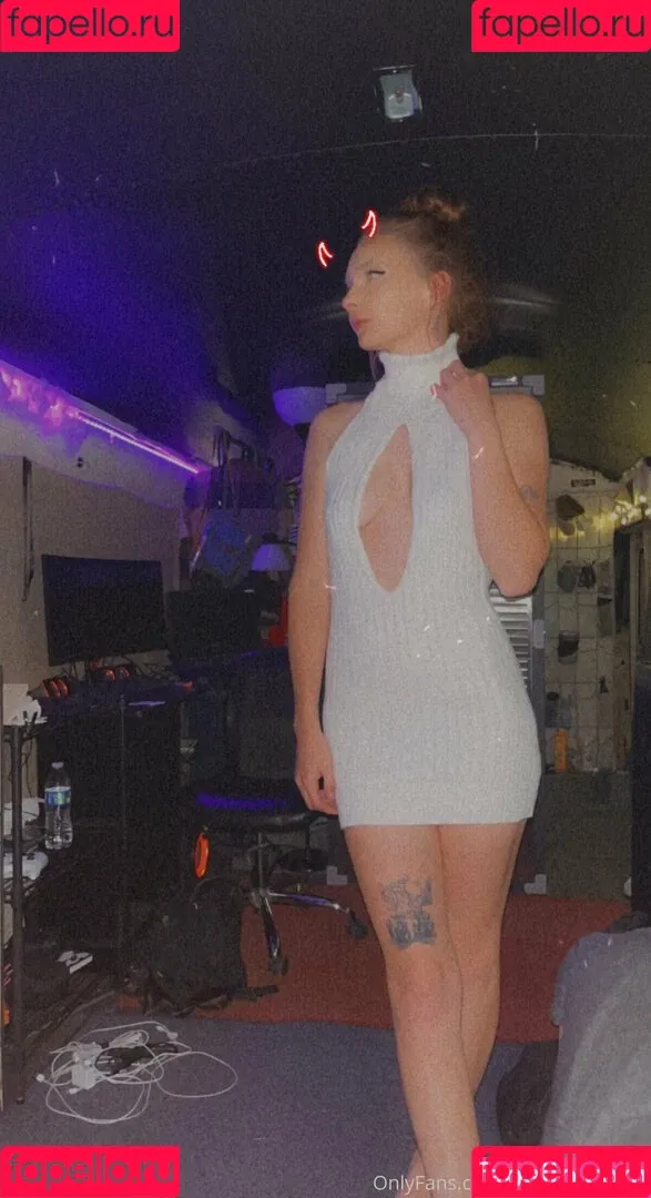 thisominouslife Onlyfans Photo Gallery 