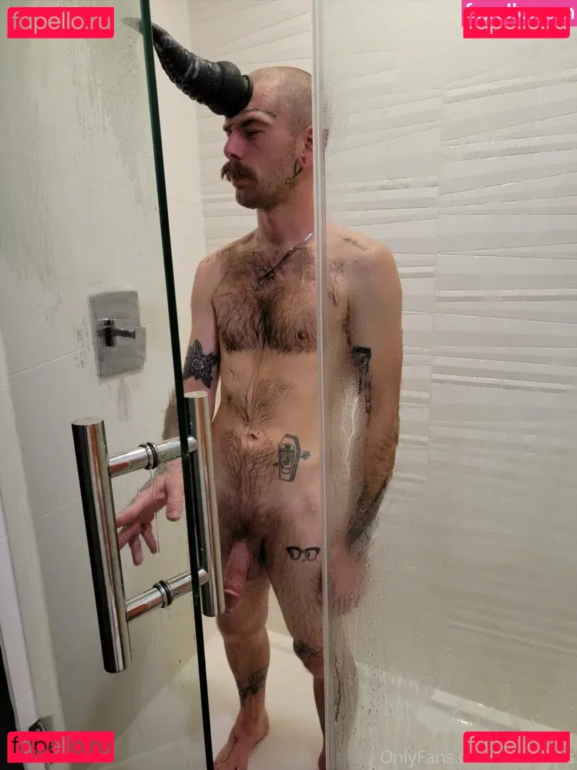 thisominouslife Onlyfans Photo Gallery 