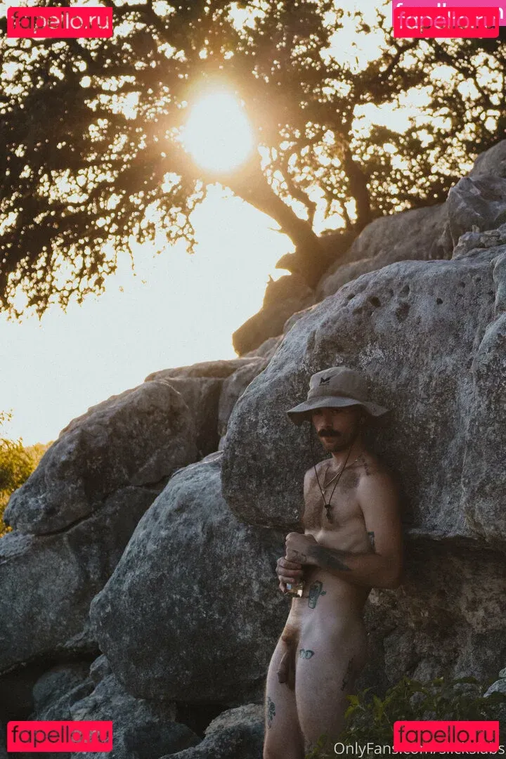 thisominouslife Onlyfans Photo Gallery 