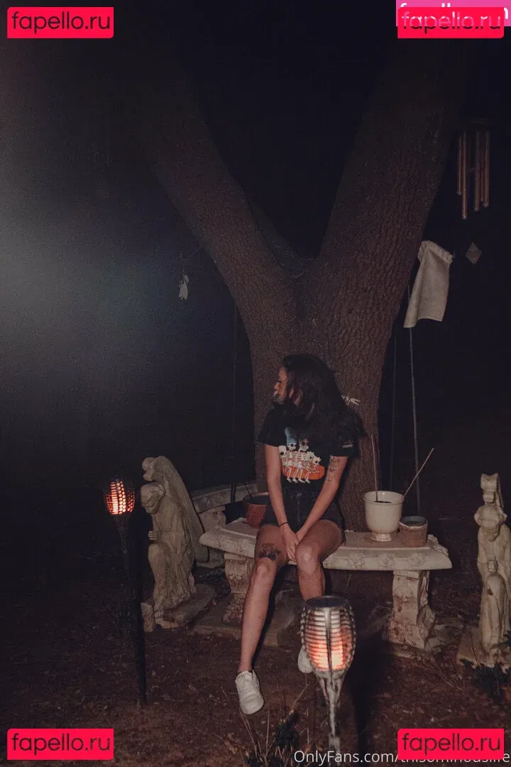 thisominouslife Onlyfans Photo Gallery 