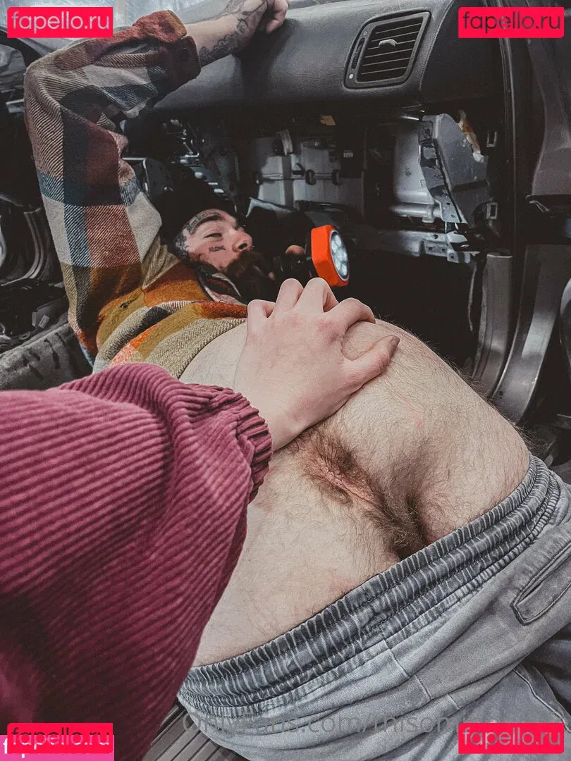 thisominouslife Onlyfans Photo Gallery 