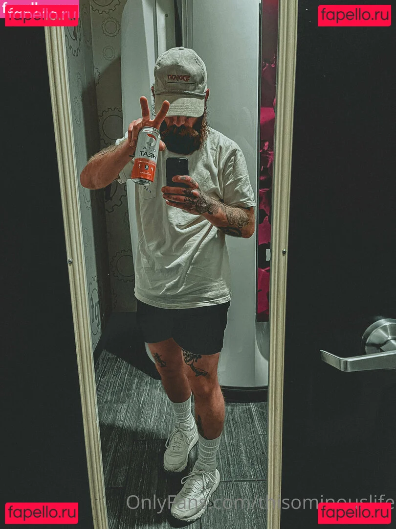 thisominouslife Onlyfans Photo Gallery 