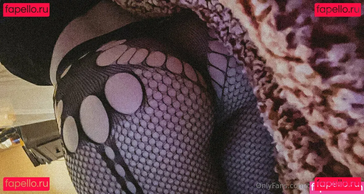 thisominouslife Onlyfans Photo Gallery 