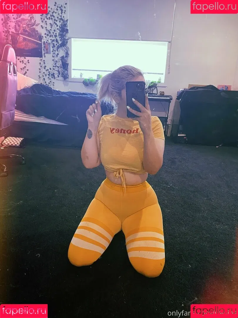 sawina Onlyfans Photo Gallery 