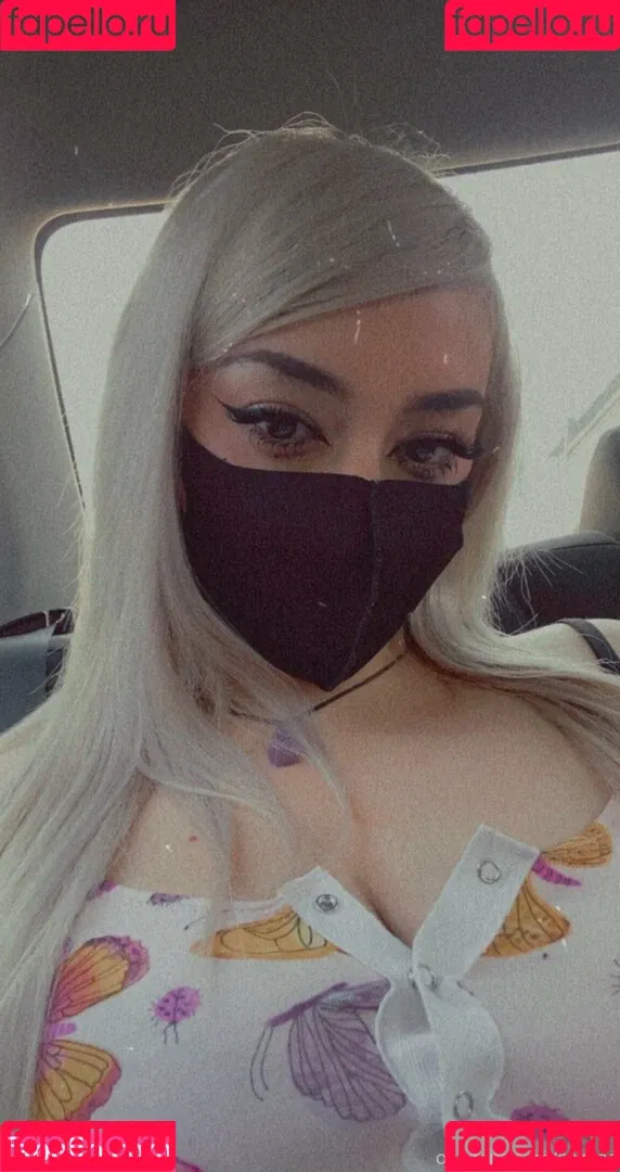 sawina Onlyfans Photo Gallery 