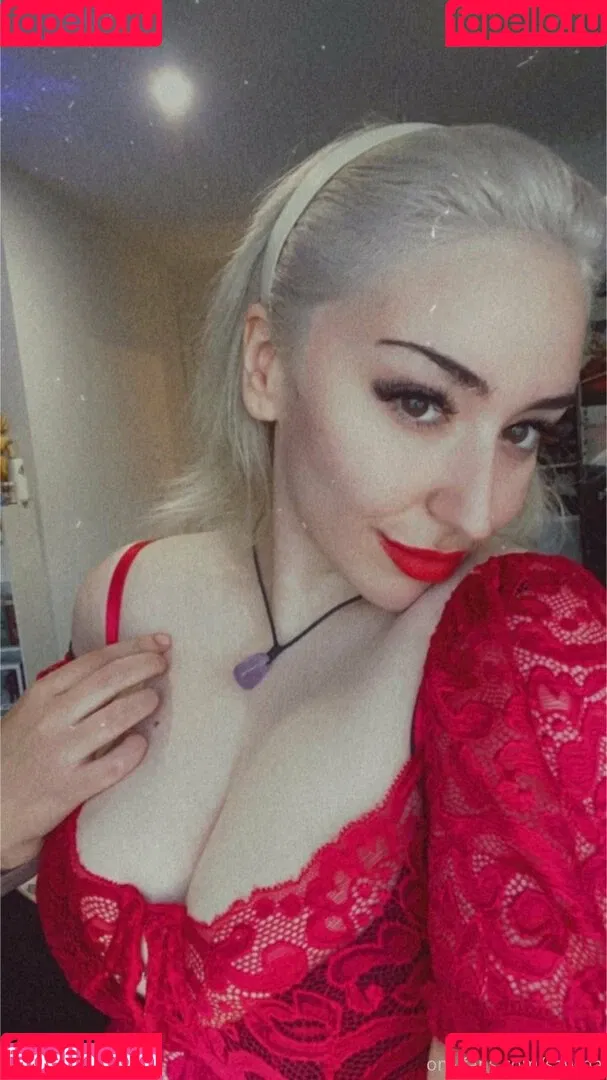 sawina Onlyfans Photo Gallery 