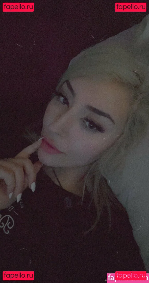 sawina Onlyfans Photo Gallery 