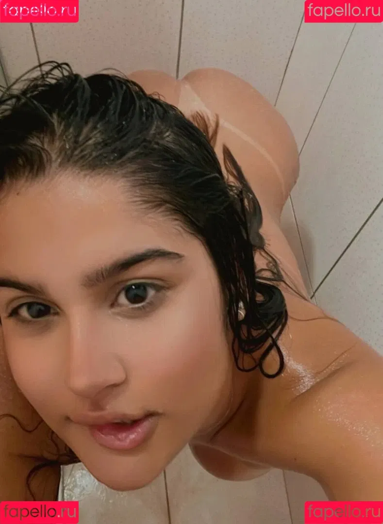 Sarah Tronchini Onlyfans Photo Gallery 