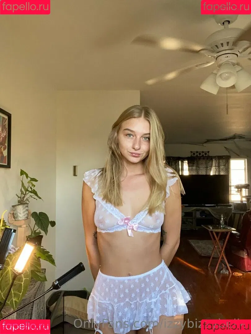 izzybizzybelle Onlyfans Photo Gallery 
