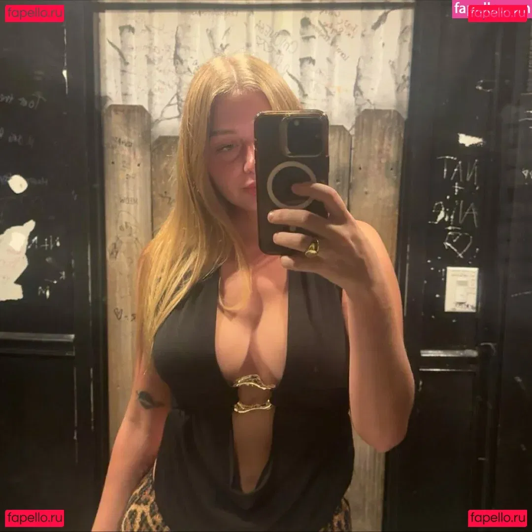 izzybizzybelle Onlyfans Photo Gallery 