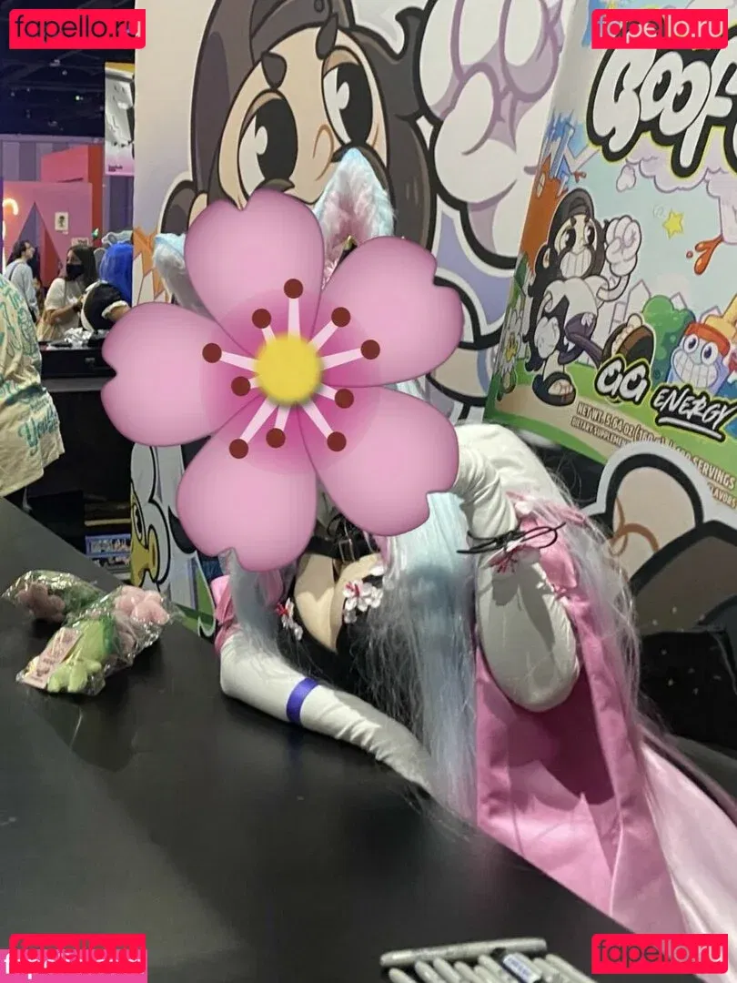 Silvervale Patreon Onlyfans Photo Gallery 