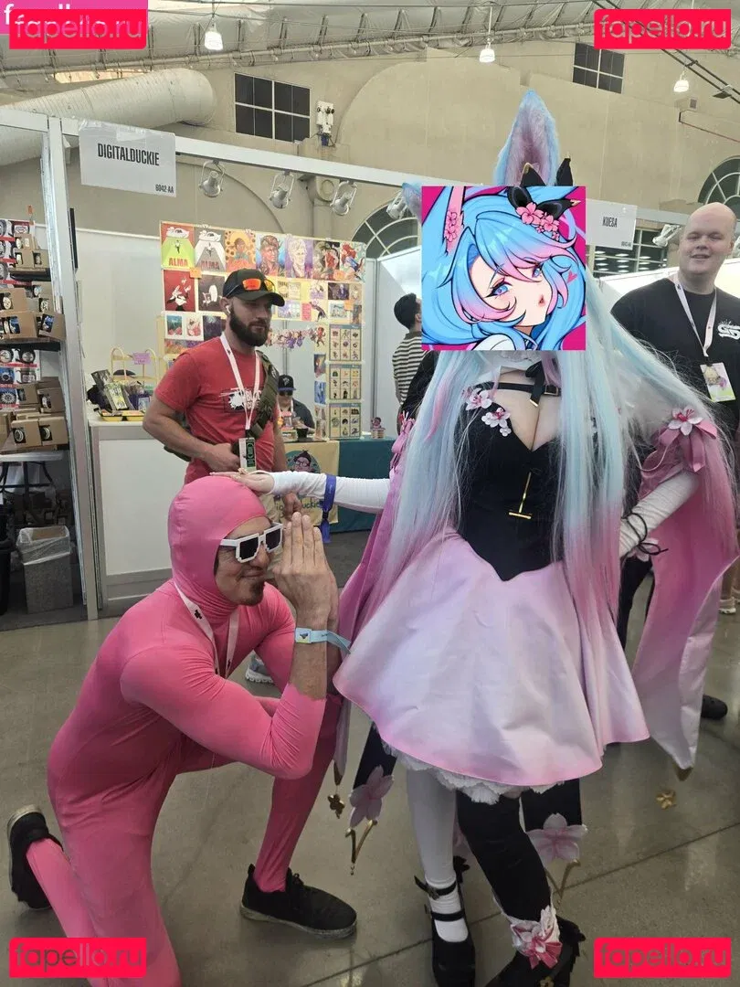 Silvervale Patreon Onlyfans Photo Gallery 