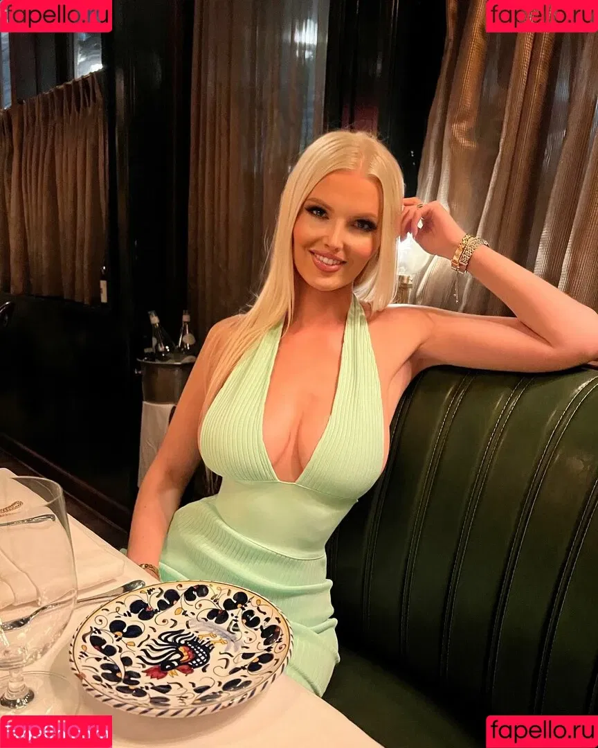Zienna Sonne Onlyfans Photo Gallery 