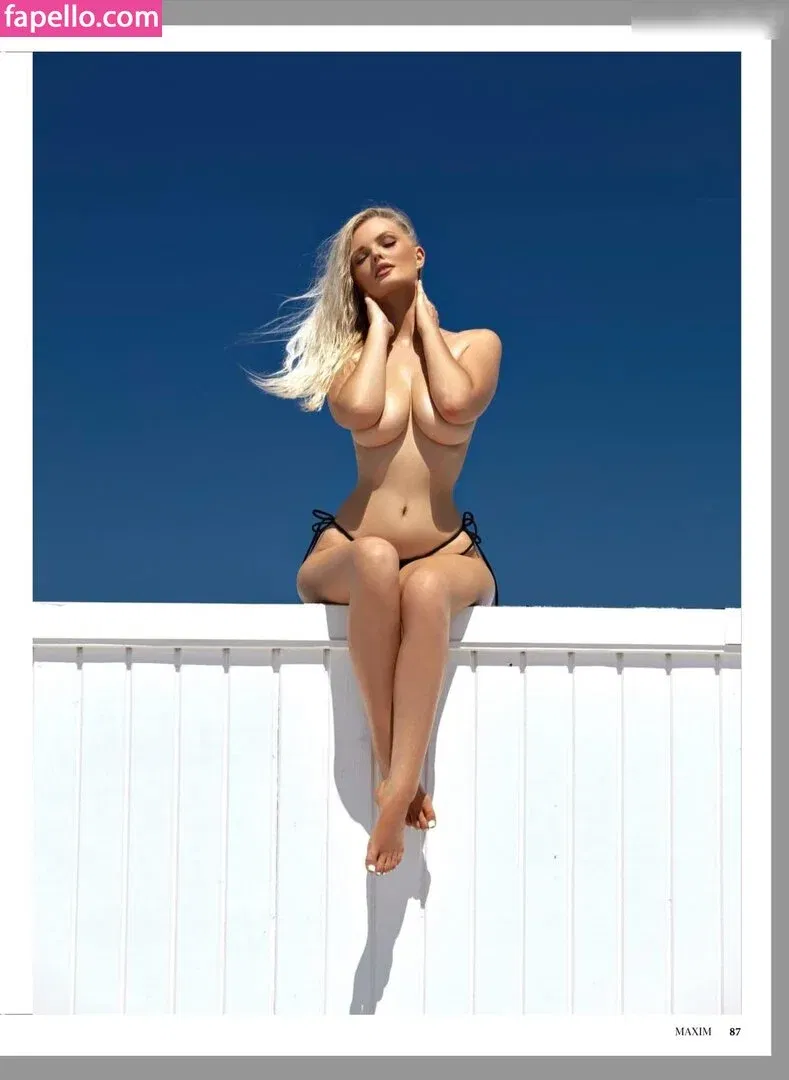 Zienna Sonne Onlyfans Photo Gallery 