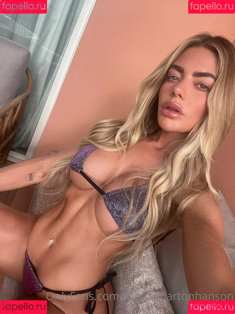 Megan Barton Hanson Onlyfans Photo Gallery 