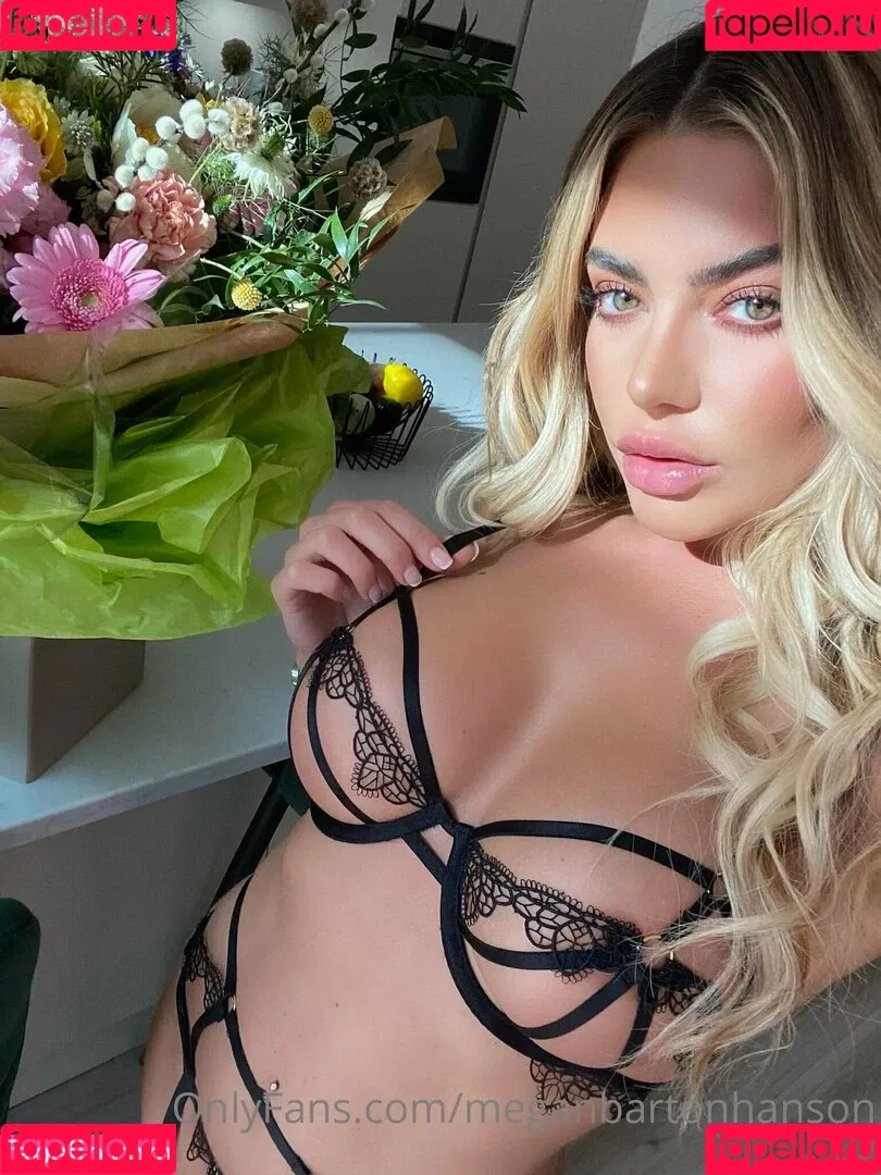Megan Barton Hanson Onlyfans Photo Gallery 