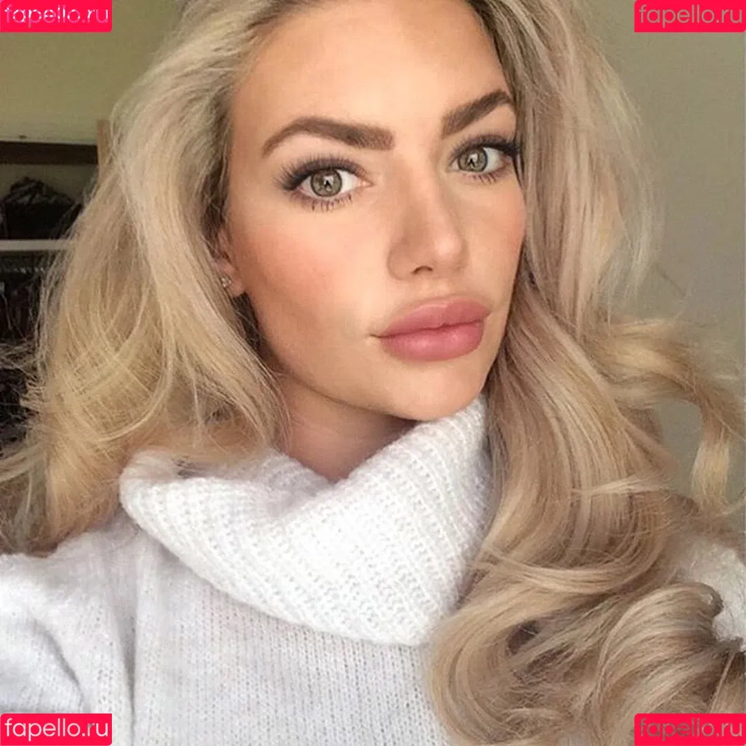 Megan Barton Hanson Onlyfans Photo Gallery 