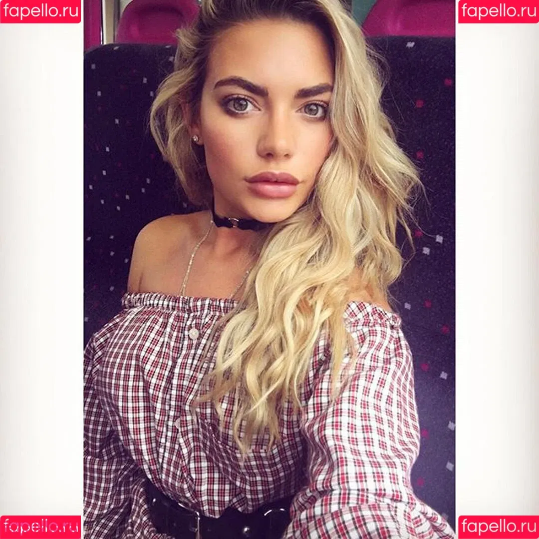 Megan Barton Hanson Onlyfans Photo Gallery 