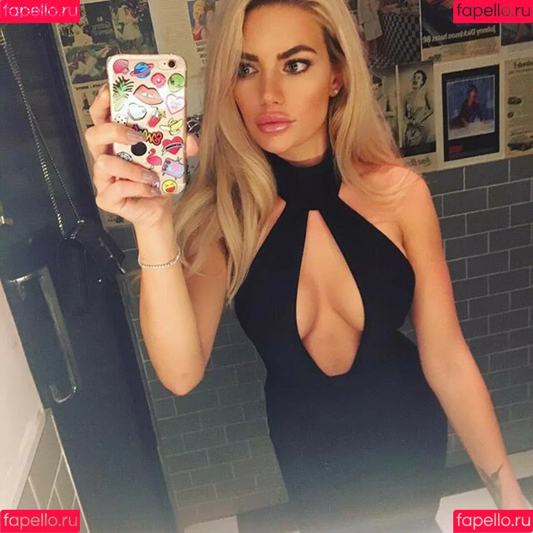 Megan Barton Hanson Onlyfans Photo Gallery 