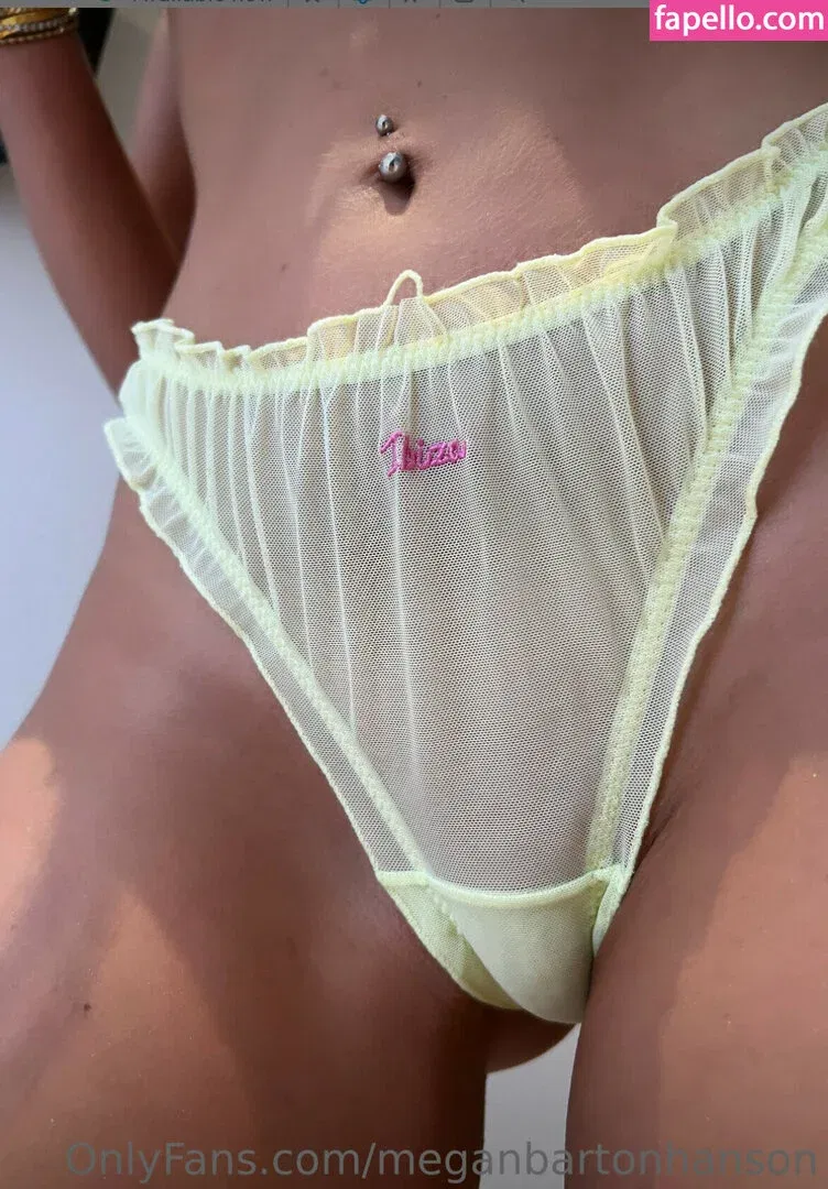 Megan Barton Hanson Onlyfans Photo Gallery 