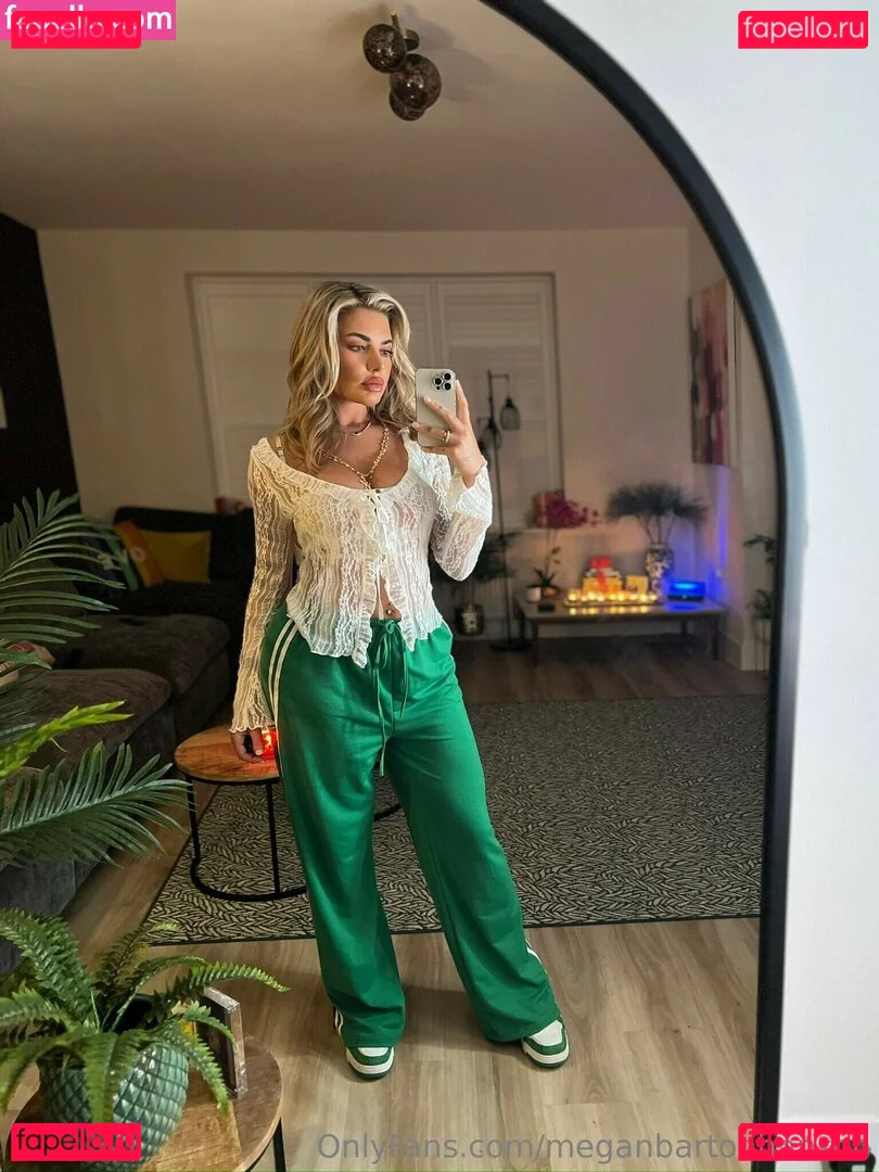 Megan Barton Hanson Onlyfans Photo Gallery 