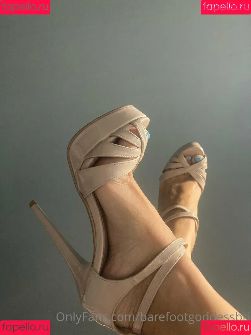 barefootgoddessbri Onlyfans Photo Gallery 
