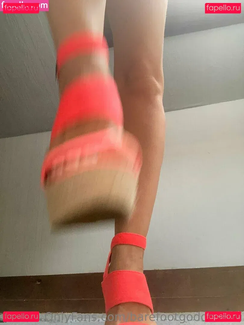 barefootgoddessbri Onlyfans Photo Gallery 